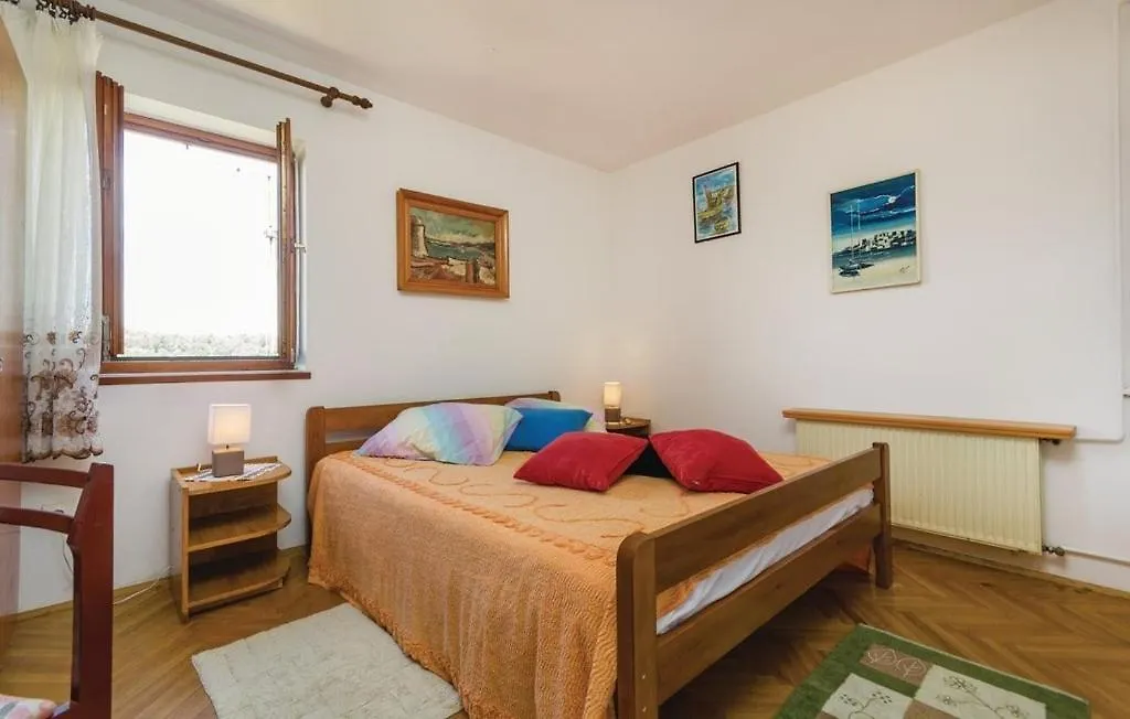 Apartments With A Parking Space Novigrad - 14408 Croatia