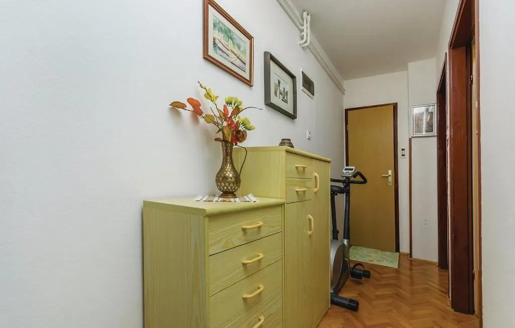 Apartments With A Parking Space Novigrad - 14408  Novigrad (Istria)